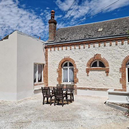 Saint-Ay Sur La Route Des Chateaux Exteriér fotografie